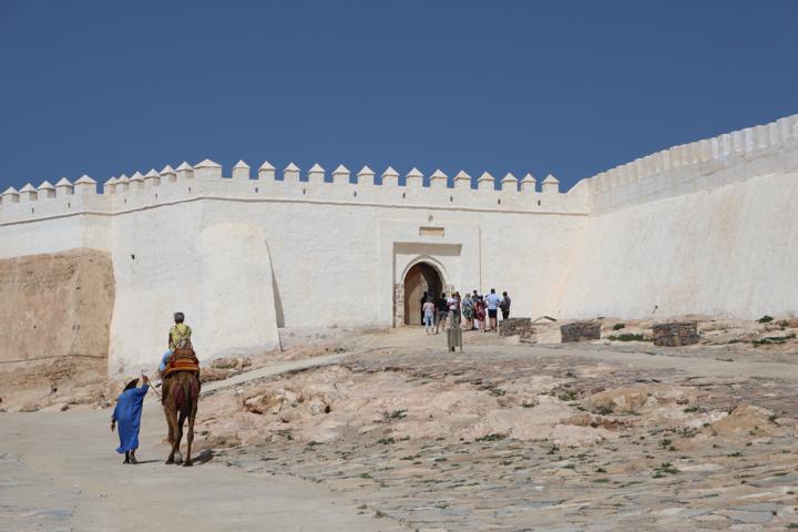 Die alte Kasbah von Agadir wurde 1540 von Mohammed ech-Cheikh erbaut, 1752 von Moulay Abdallah restauriert und mit einer Garnison von zum Islam übergetretenen Christen und türkischen Söldnern belegt