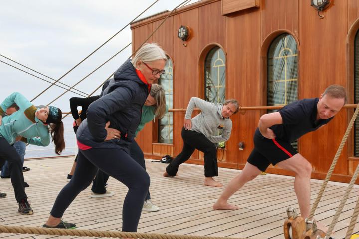 Das Programm, das von den SOLEMON-Coaches Franz u. Luca Mühlbauer für diese Segelreise konzipiert wurde, ist vielfältig