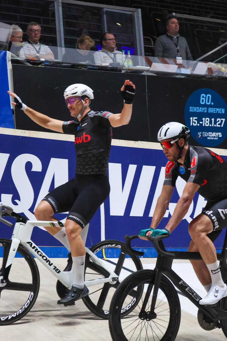 Roger Kluge und Moritz Augenstein verlieren die 59. Sixdays in Bremen hauchdünn. Die Entscheidung fiel im Schlusssprint.