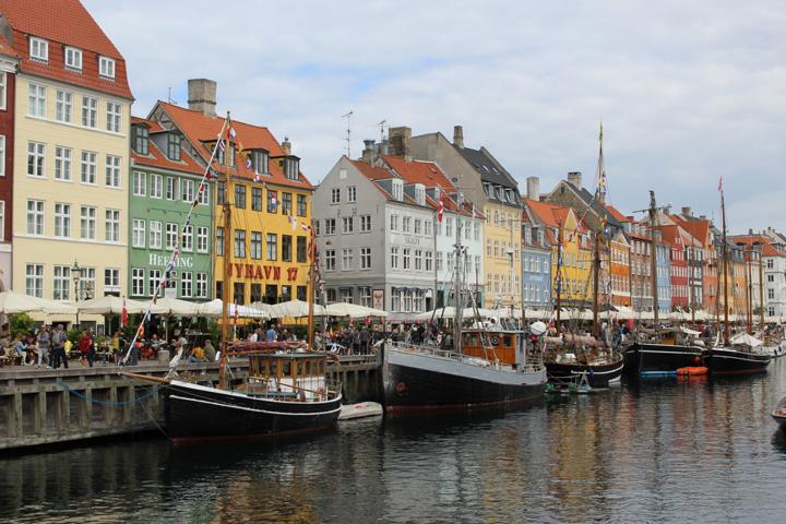 Nyhavn: Früher ein Rotlichtviertel Kopenhagens – heute eine bürgerliche Flaniermeile für Touristen und Einheimische